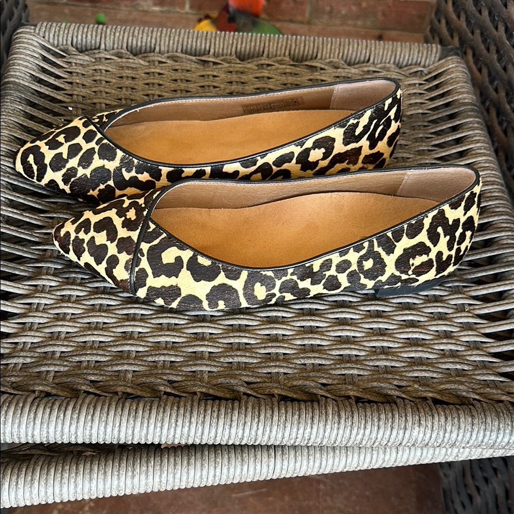 Vionic Leopard Brown and Black Flats